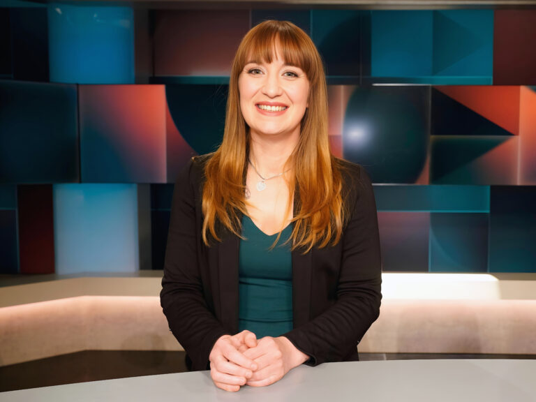 Heidi Reichinnek Lebenslauf: Karriere, Bildung und Politischer Werdegang kompakt Heidi Reichinnek Lebenslauf